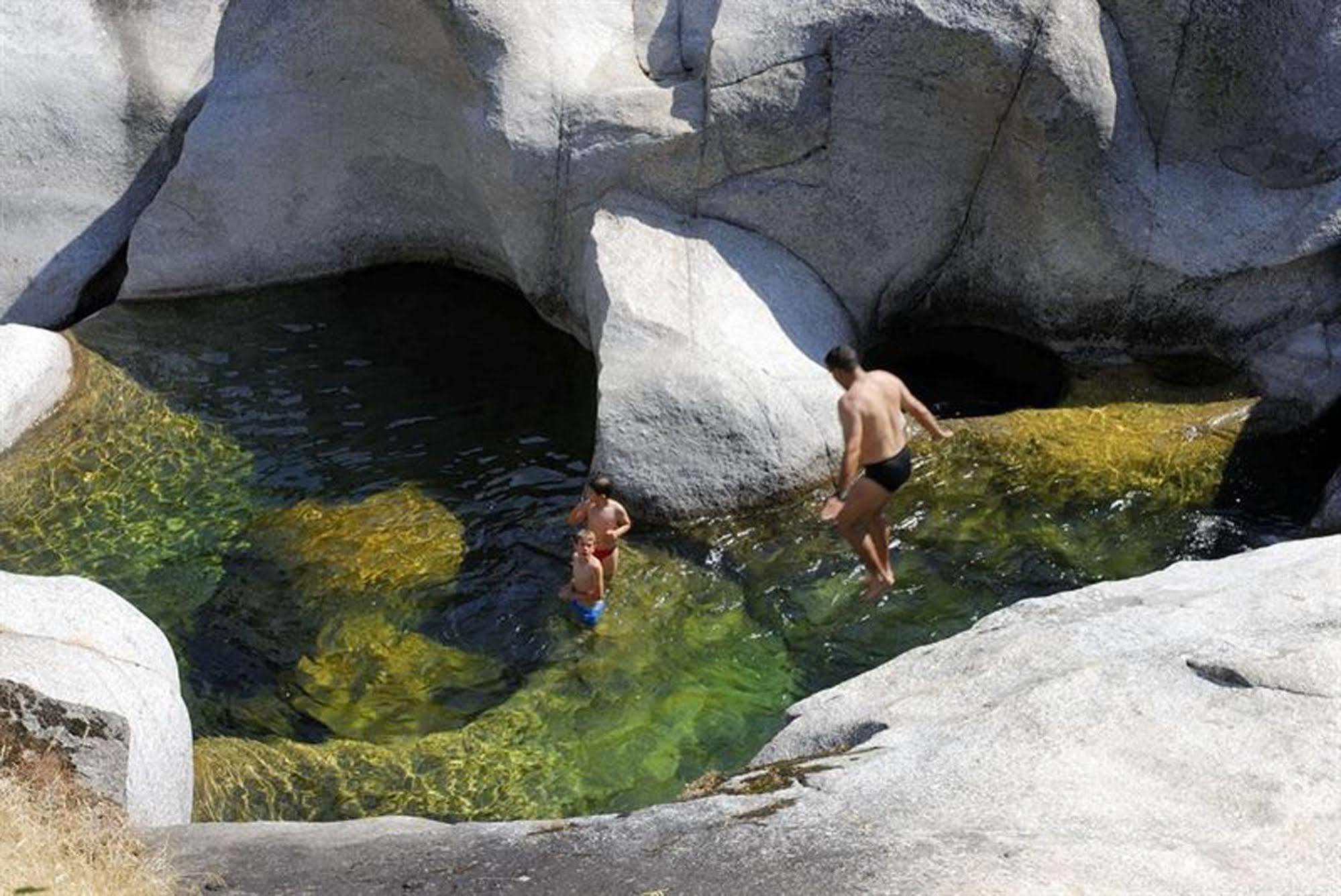 Apartamentos Valle Del Jerte El Huerto Del Cura Cabezuela Del Valle Esterno foto